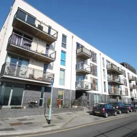 Lovely 1 Bedroom Apartment Plymouth Exterior photo